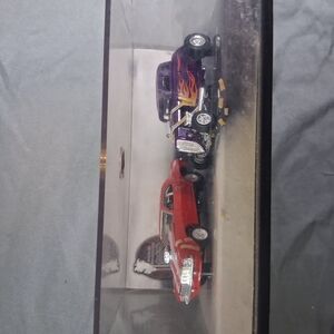 HotWheels Purple and Red Diecast Car Set